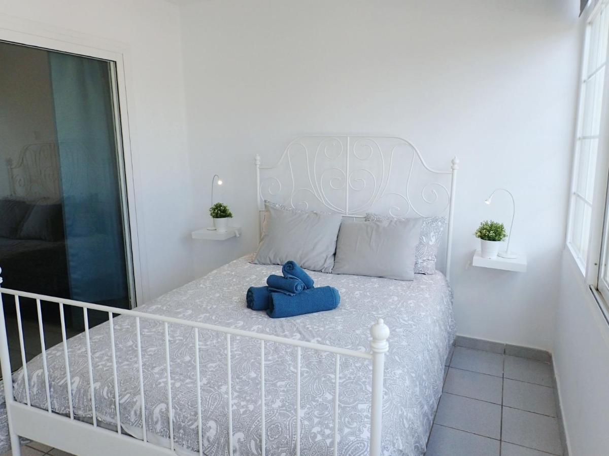 Apartamento En Playa Roca Primer Linea De Mar Коста Тегисе Екстериор снимка