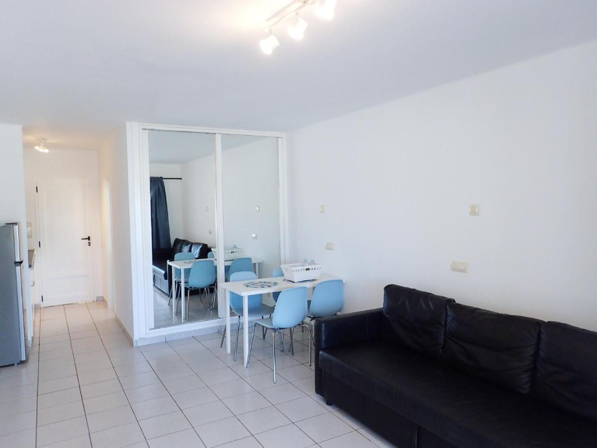 Apartamento En Playa Roca Primer Linea De Mar Коста Тегисе Екстериор снимка